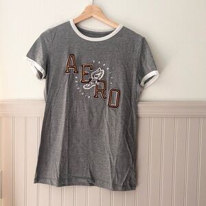🩶 Y2K Aeropostale Women’s Size Large Y2K Varsity Patch Ringer Tee – Gray